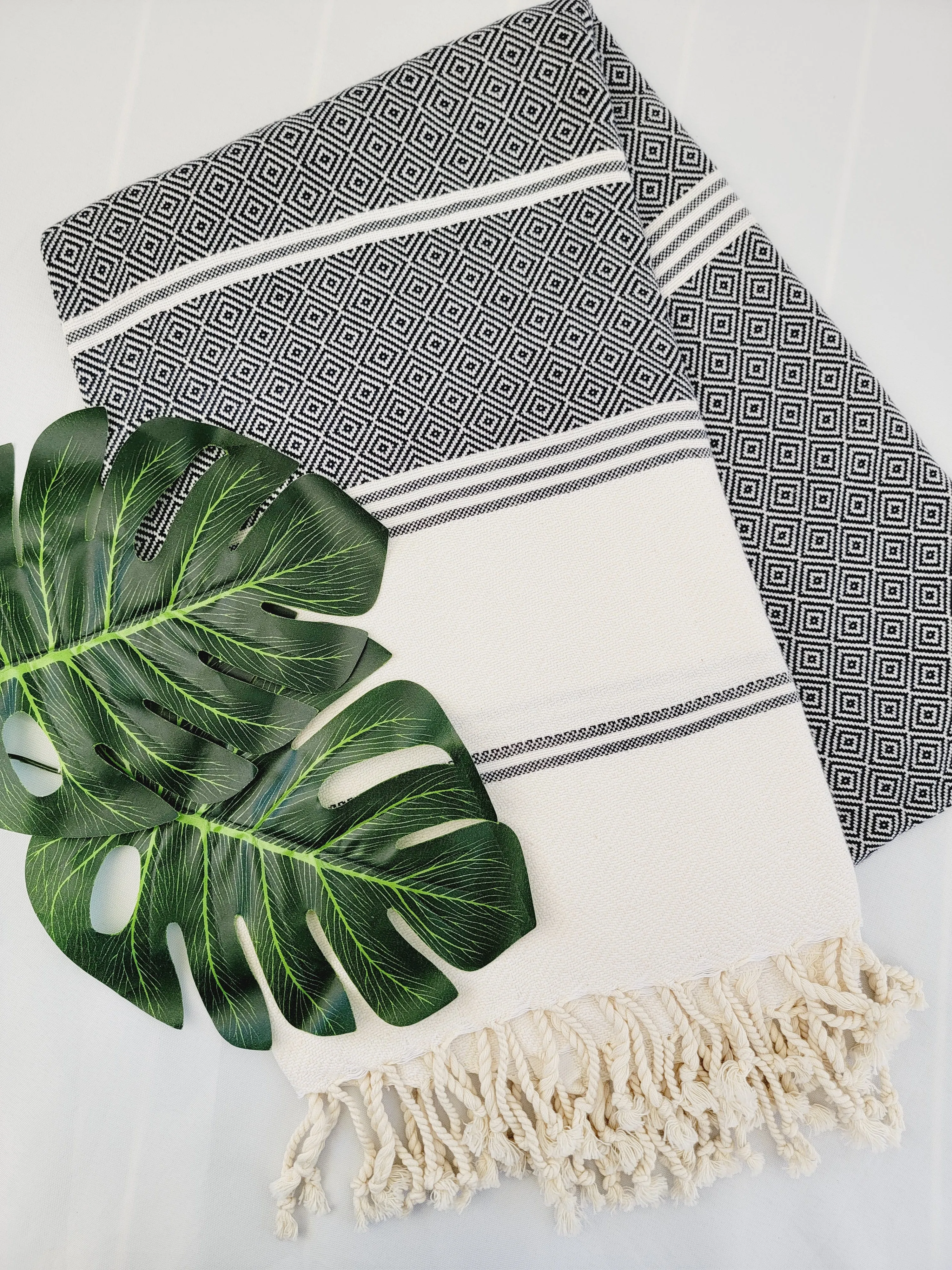 Bath / Beach Turkish Towels-Easy Carry Quick Dry Thin Towel-Black by EBRU Home