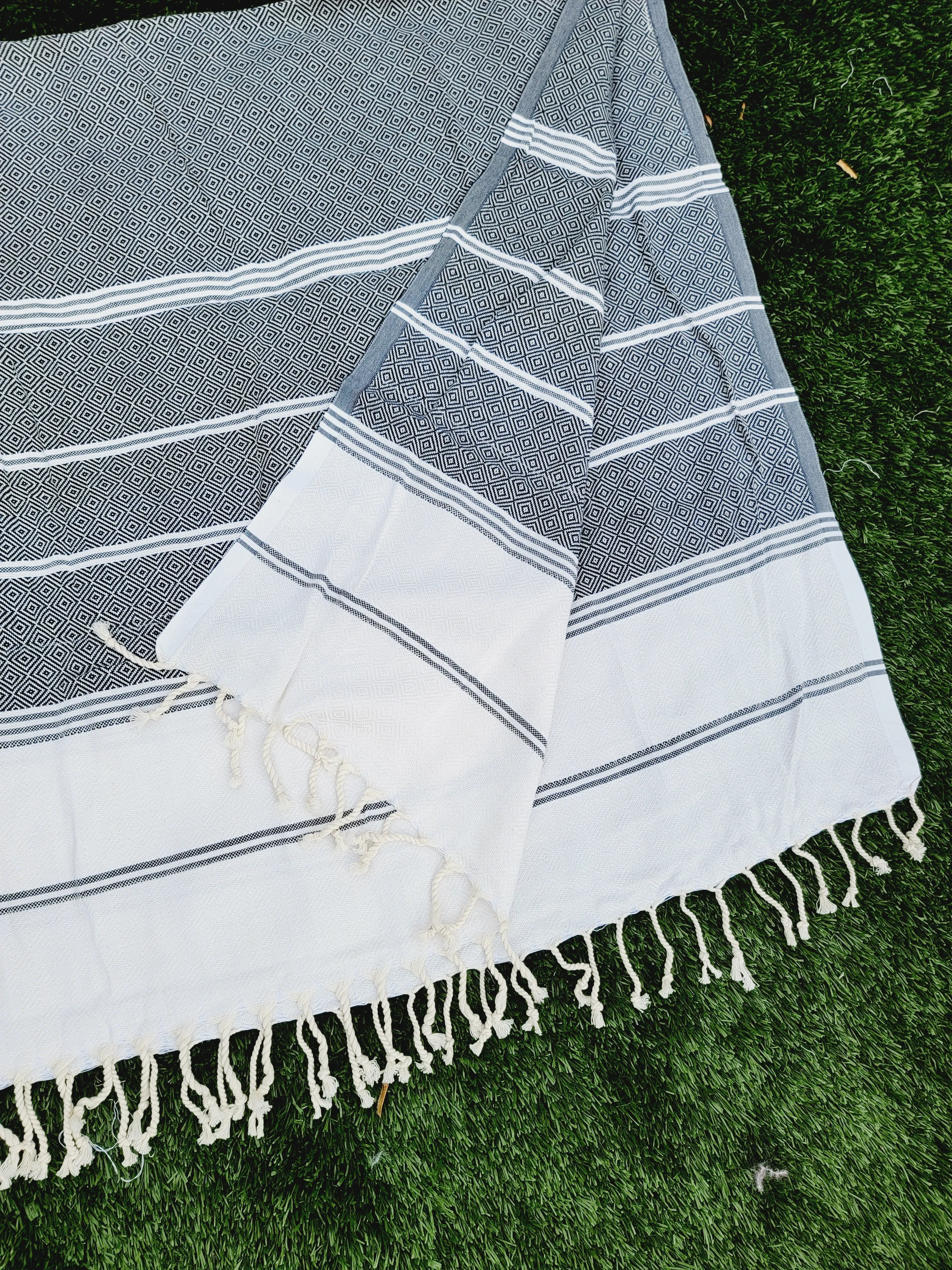 Bath / Beach Turkish Towels-Easy Carry Quick Dry Thin Towel-Black by EBRU Home