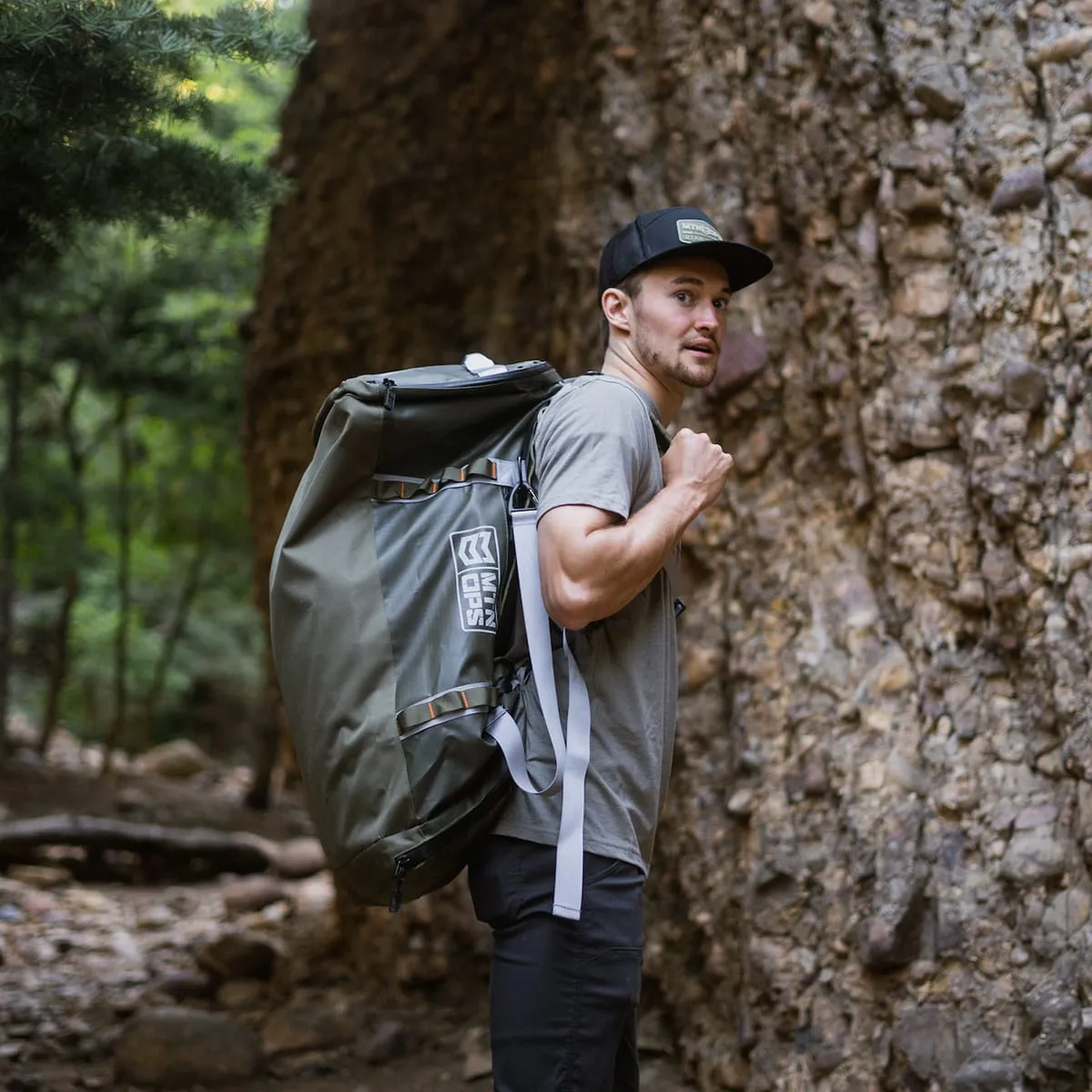 LONG HAUL DUFFEL