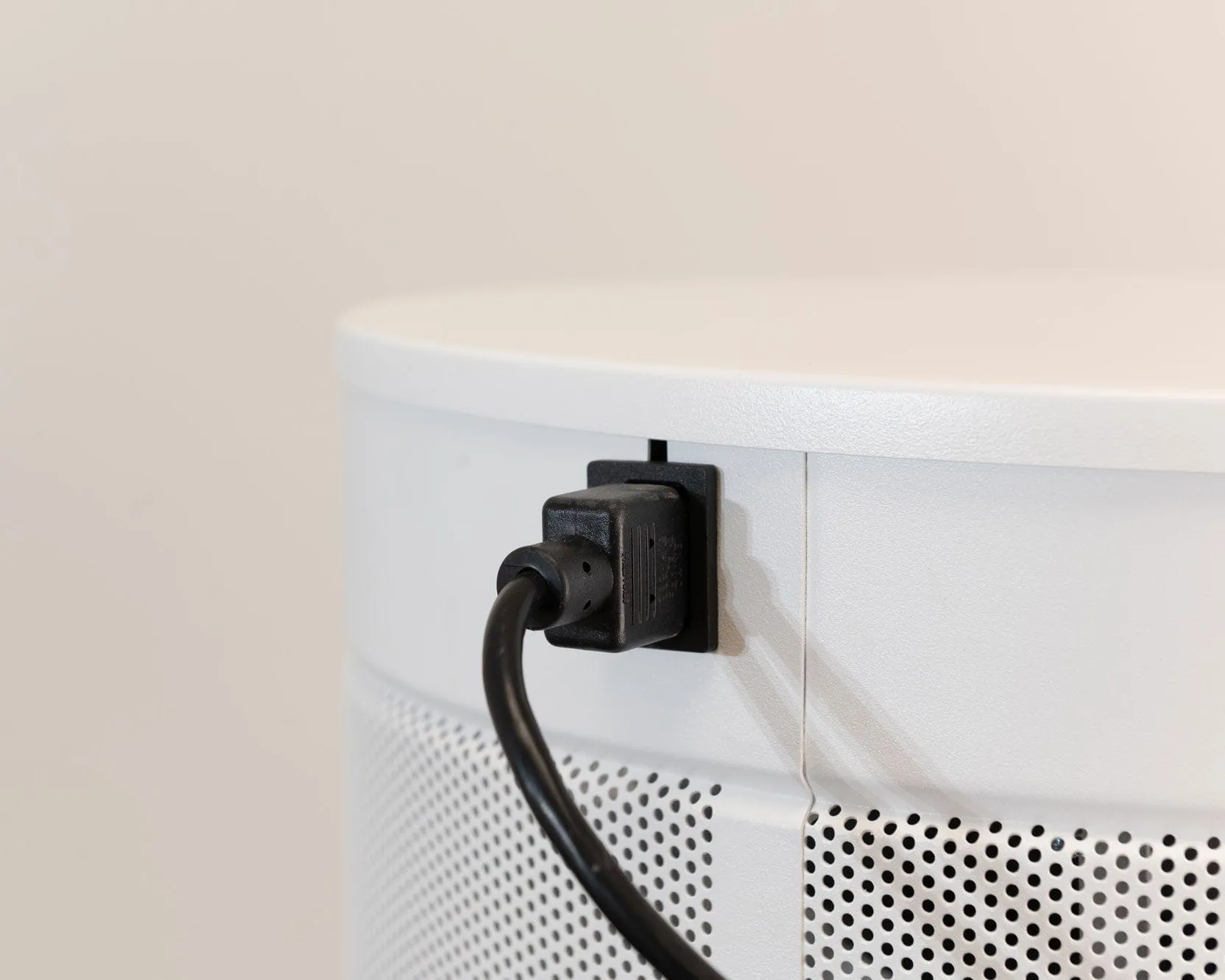 R700 All-Purpose Air Purifier by Airpura
